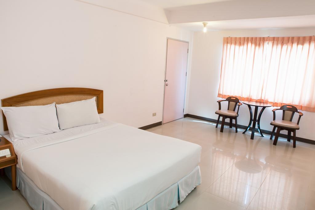 Chudchada Place Hat Yai Esterno foto